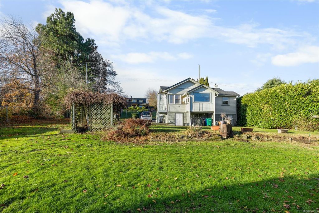 listing image 16041445888666150644