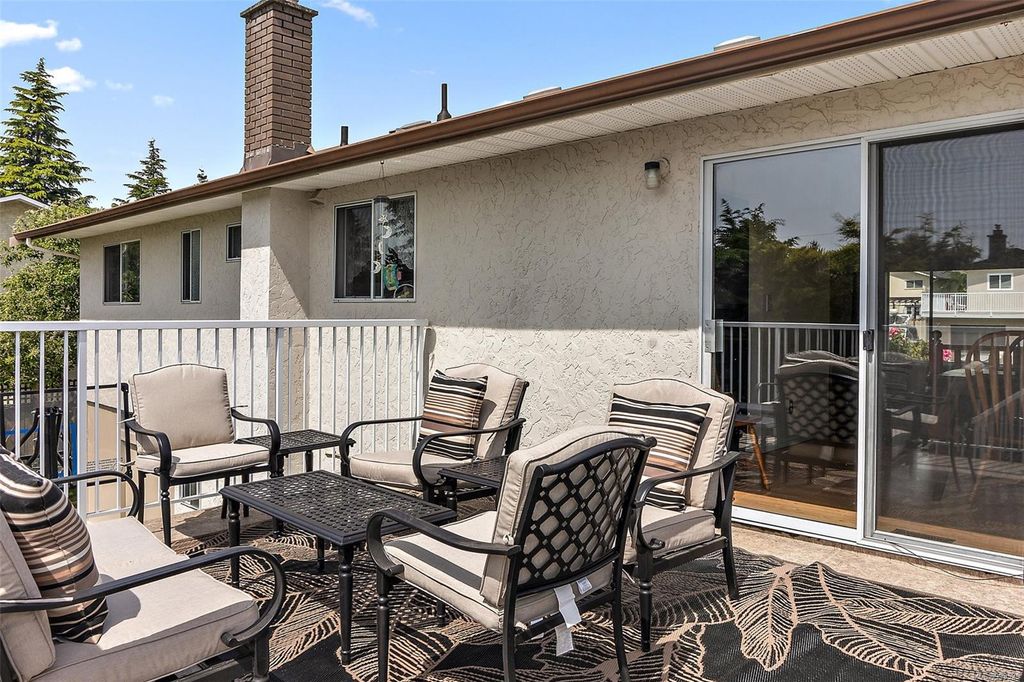 listing image 16046306186564578950
