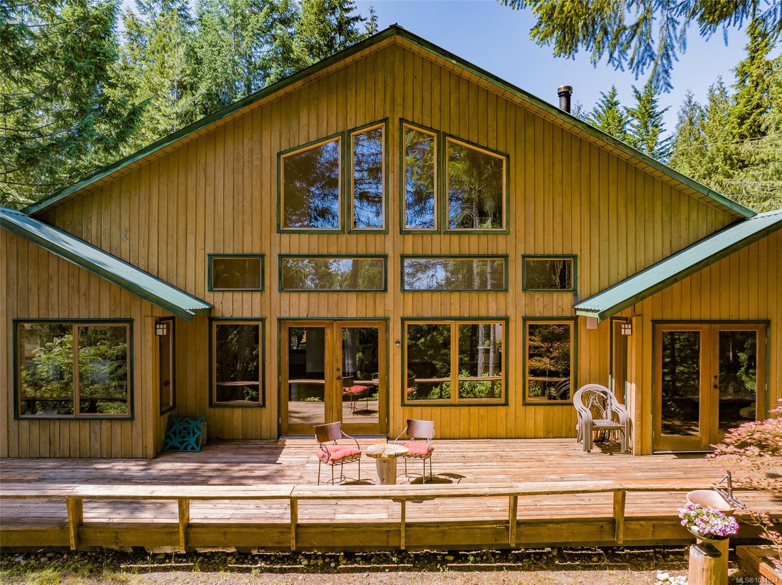 1055 Spider Lake Rd