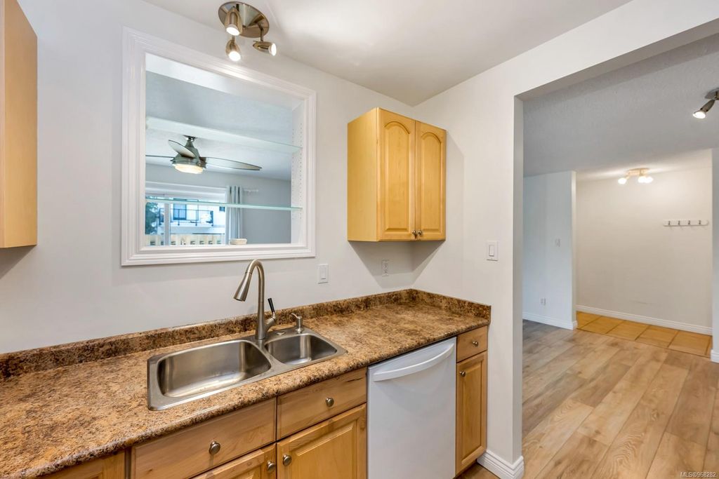 listing image 16040831255804604122