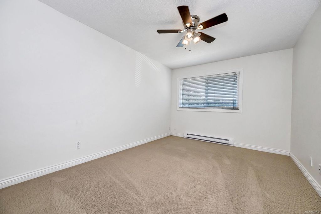 listing image 16049196946388338221