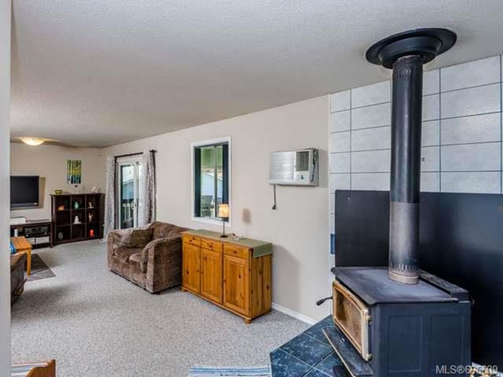 listing image 16046191353372974986