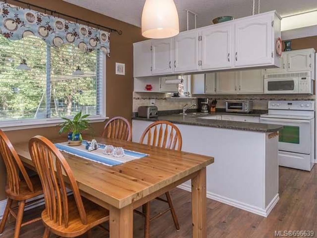 listing image 16042137327272066365