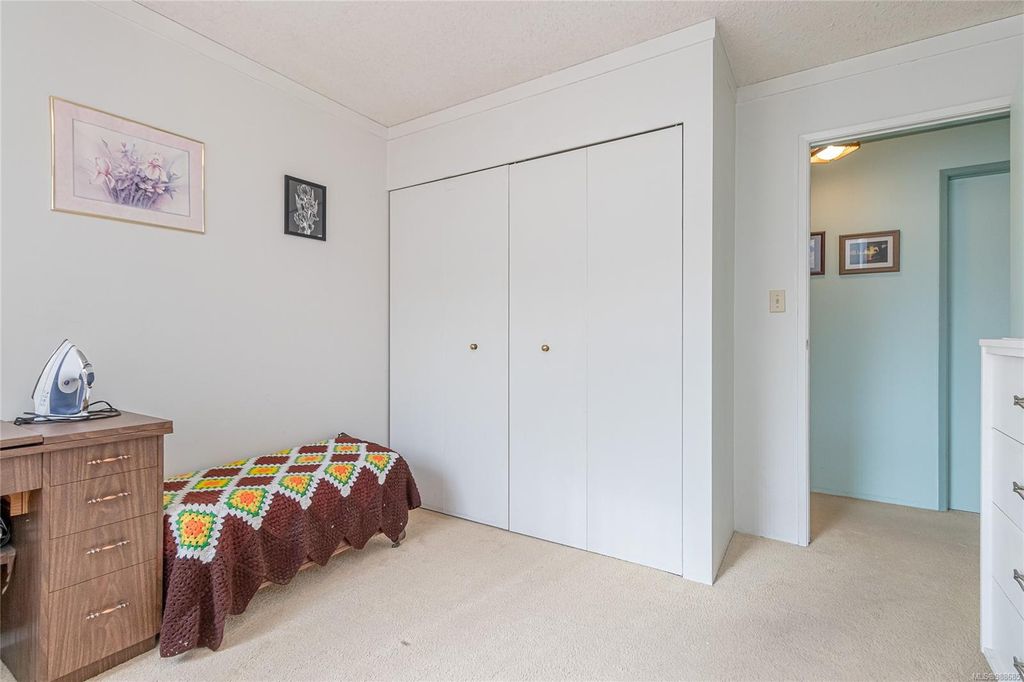 listing image 16044319582339111296