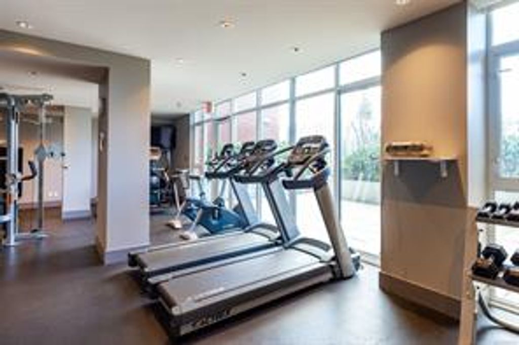 listing image 16044897544978787853