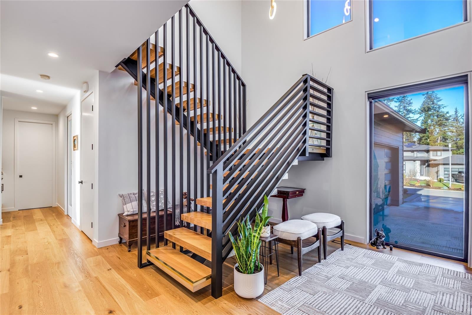 545 Nebraska Pl