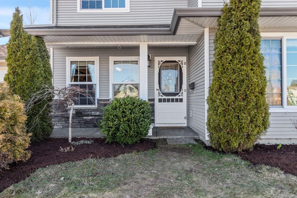 listing image 16042284261175