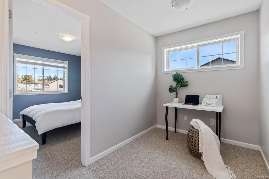 listing image 16041464612613