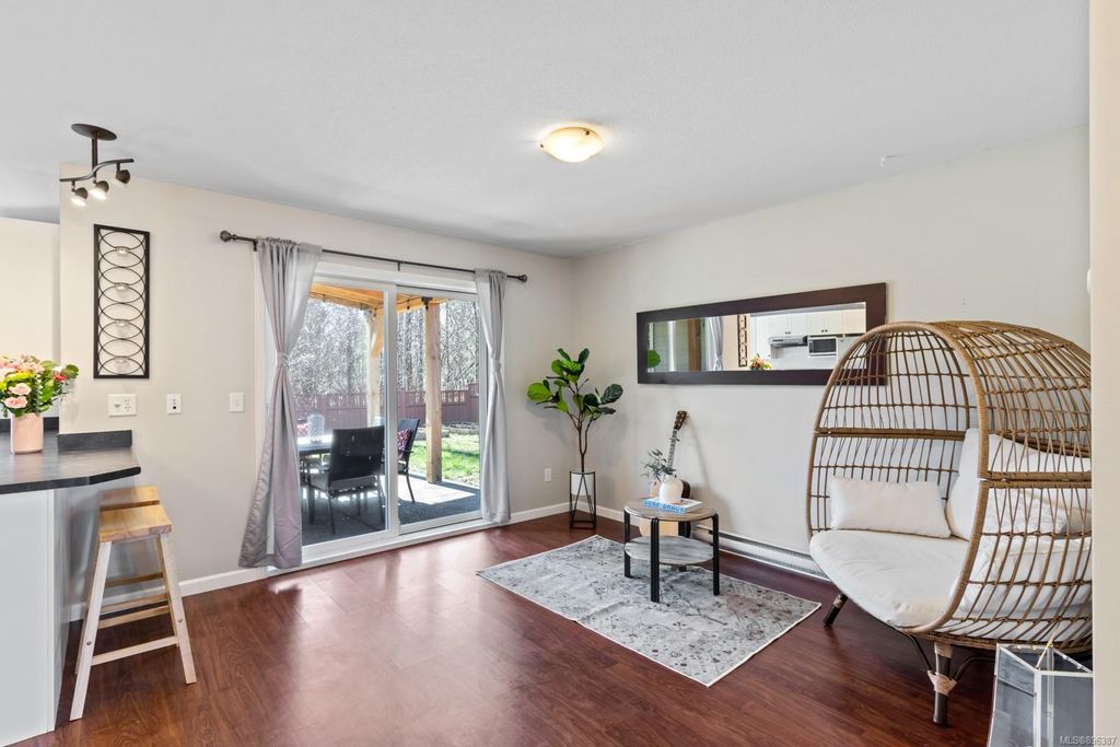 listing image 16041528802699