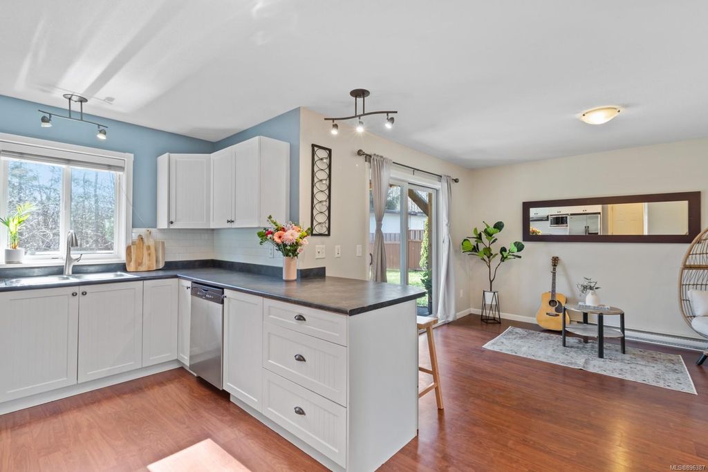listing image 16043361680432