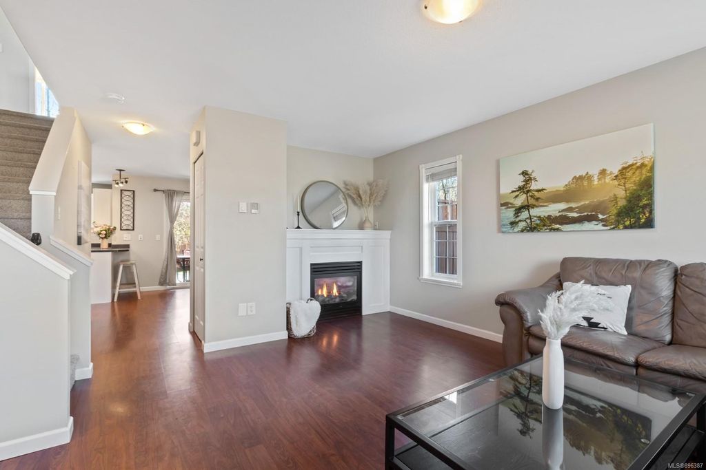 listing image 16042020792332