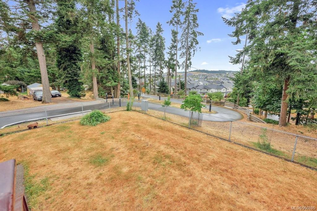 listing image 16048685424293231351