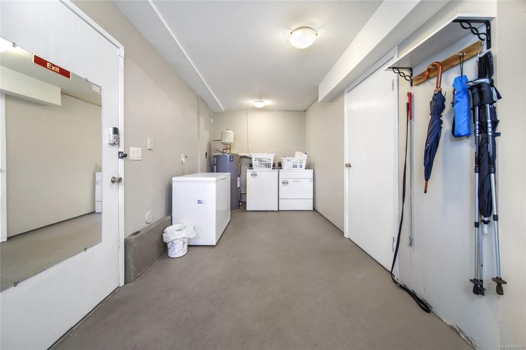 listing image 16040141595388300924