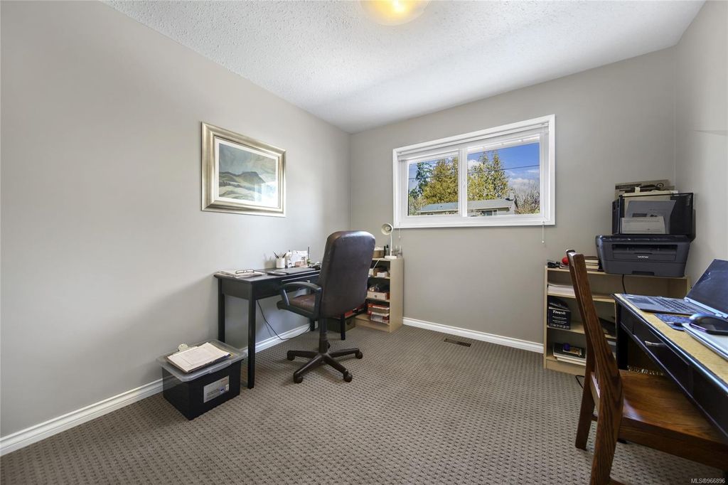 listing image 16044660074807140227