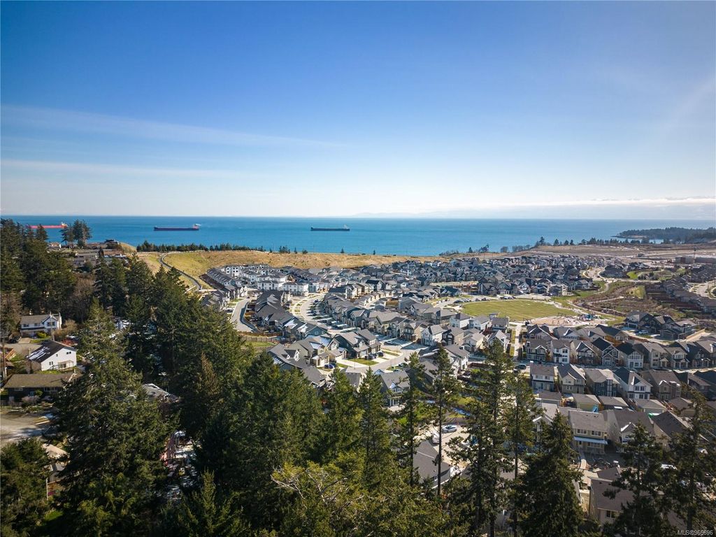 listing image 16048343540167532074