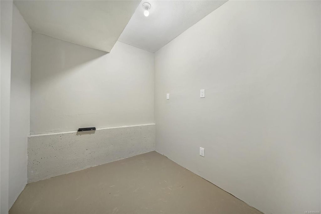 listing image 16047201027800491909