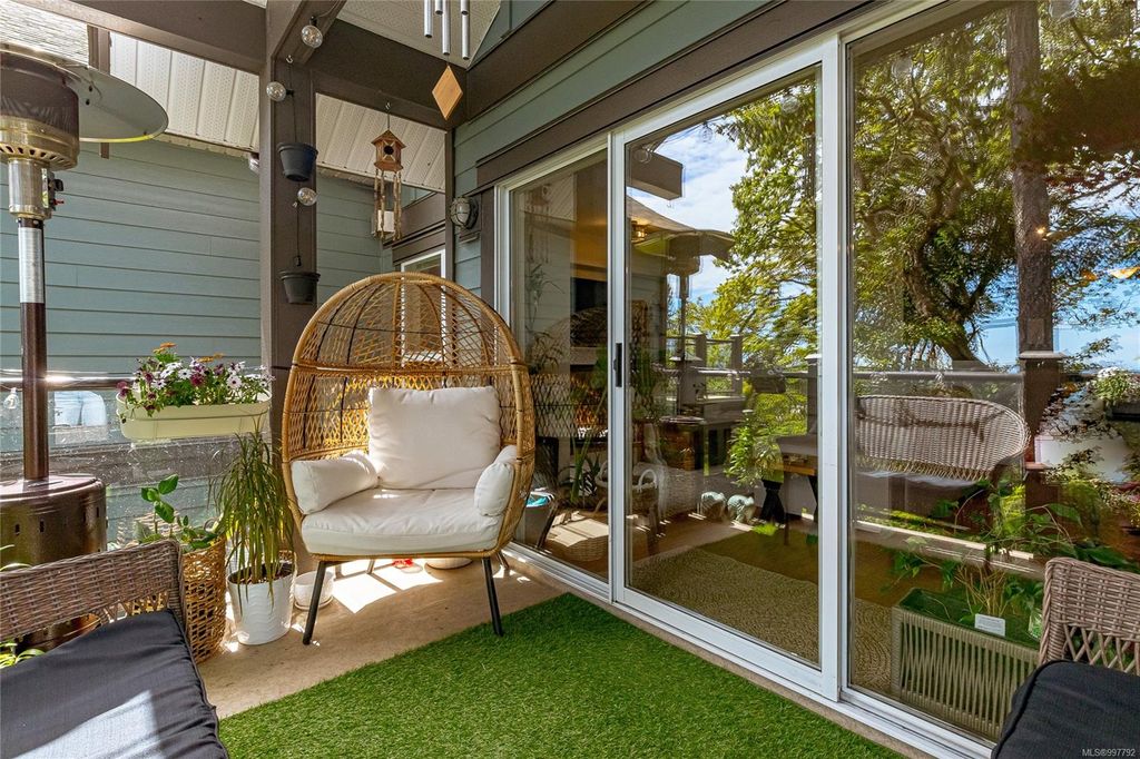listing image 16041909849380982360