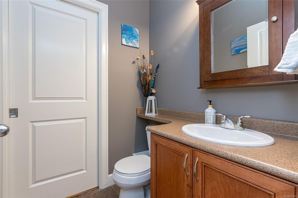 listing image 16040255532946516058