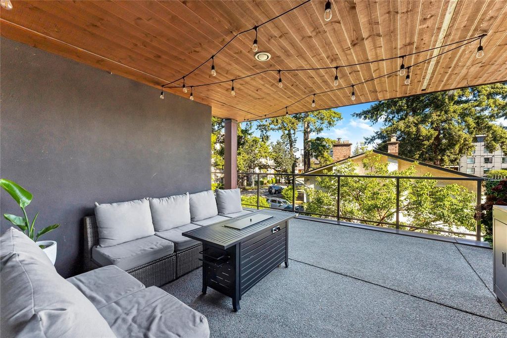 listing image 16040652034809965756