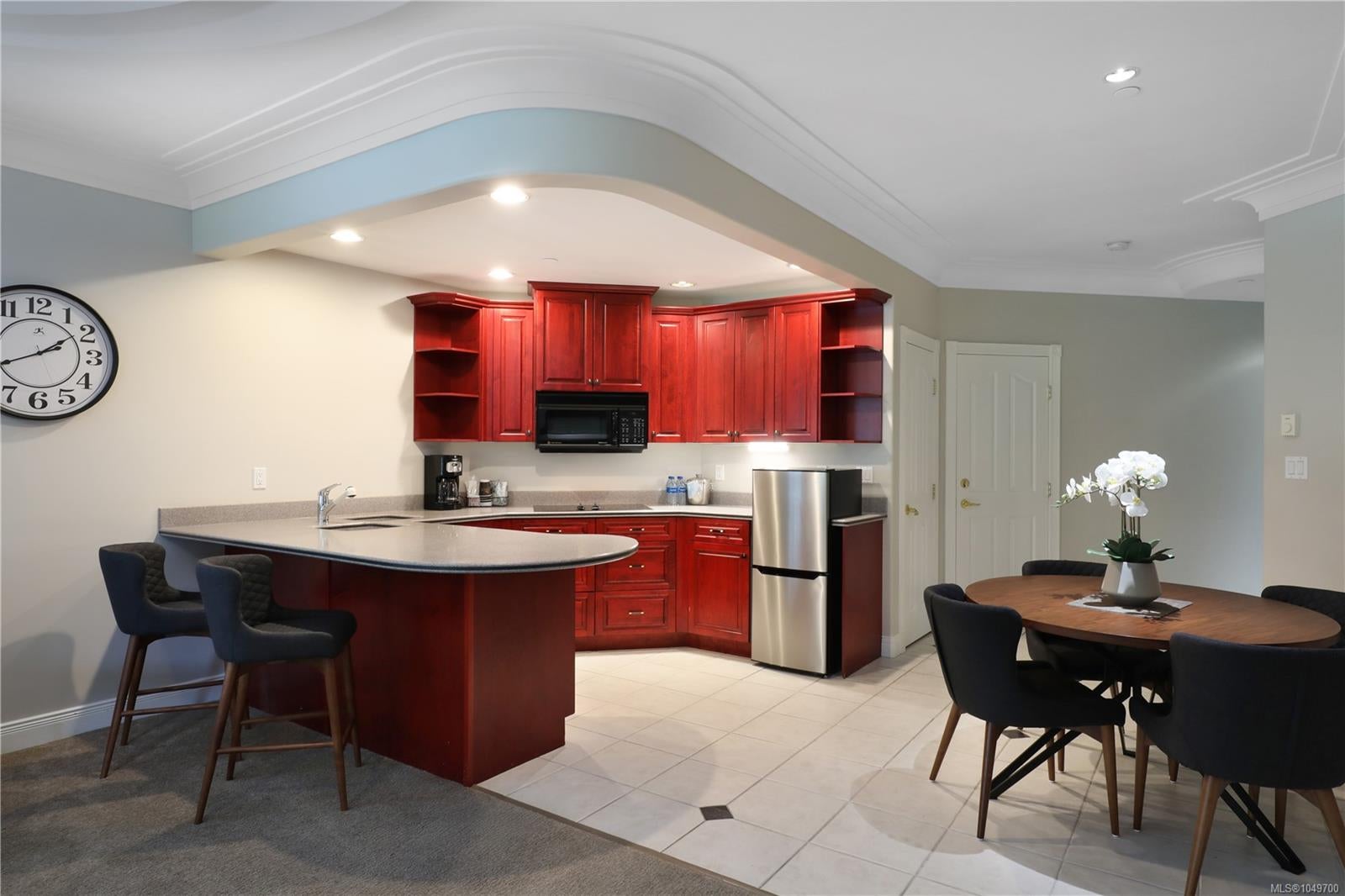 366 Clubhouse Dr 602/601B