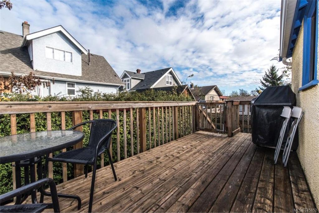 listing image 16041927968958963703