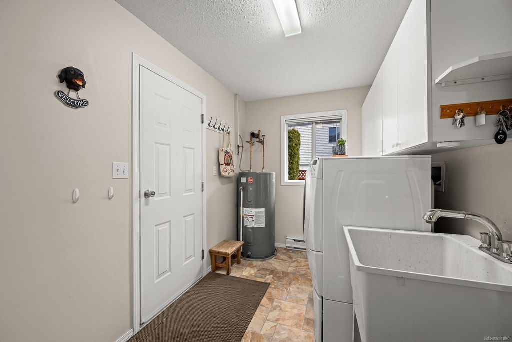 listing image 16049860363936933202