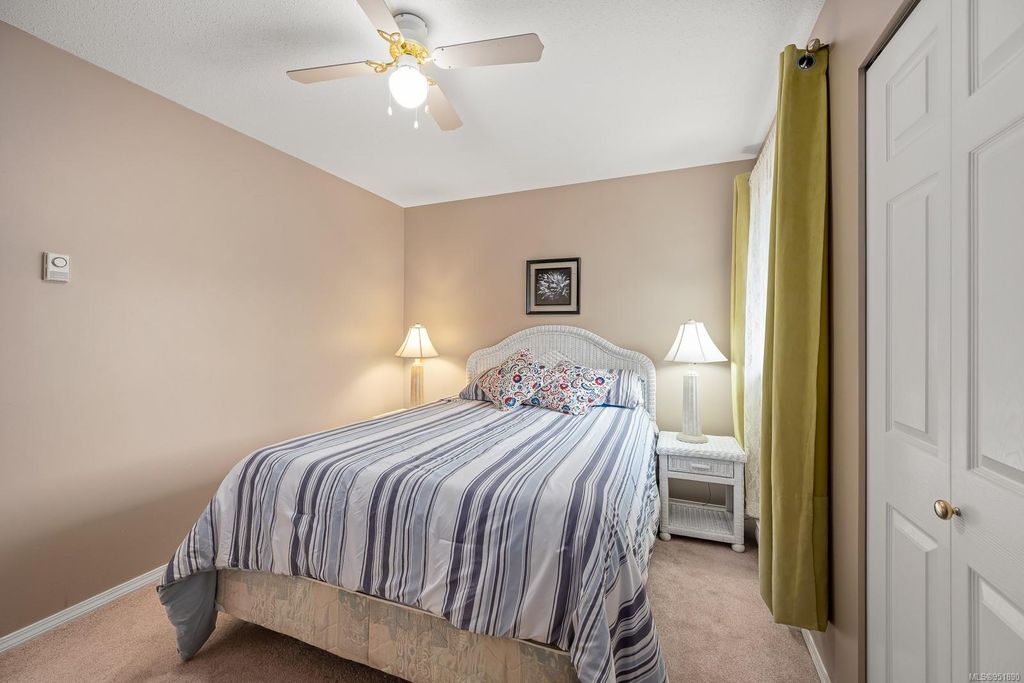 listing image 16046056803843107658