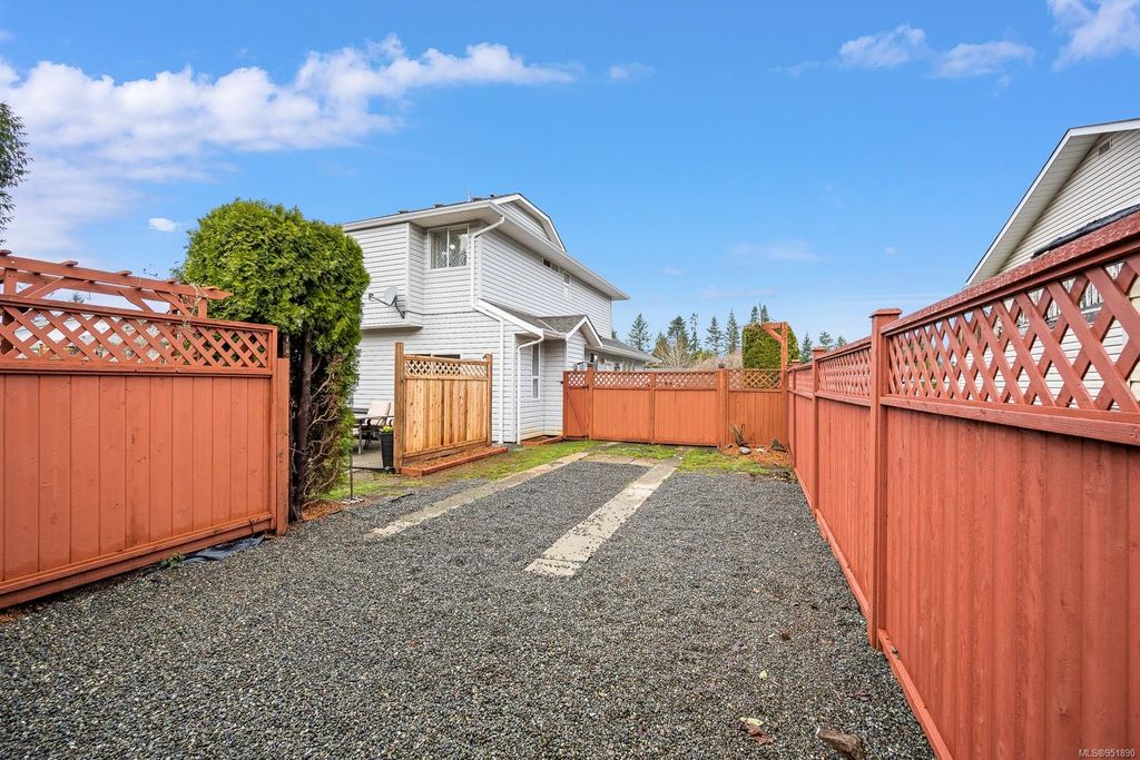 listing image 16044490142542730625