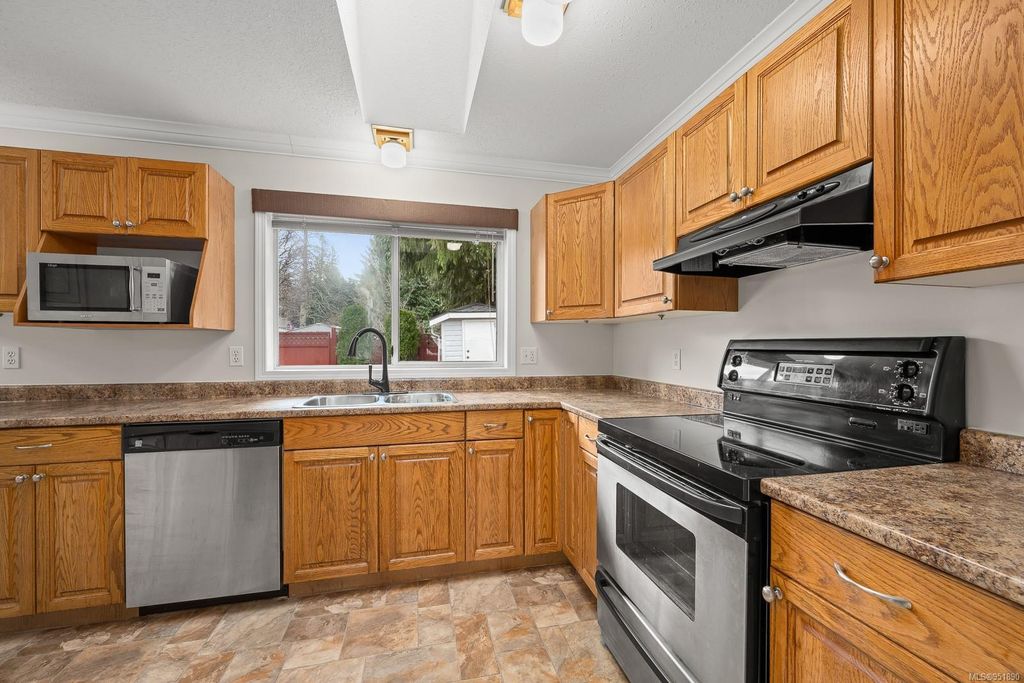 listing image 16048993918707358984