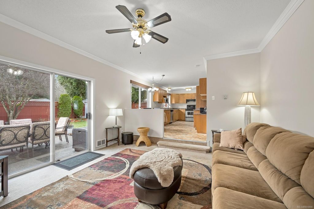 listing image 16045460974787757460