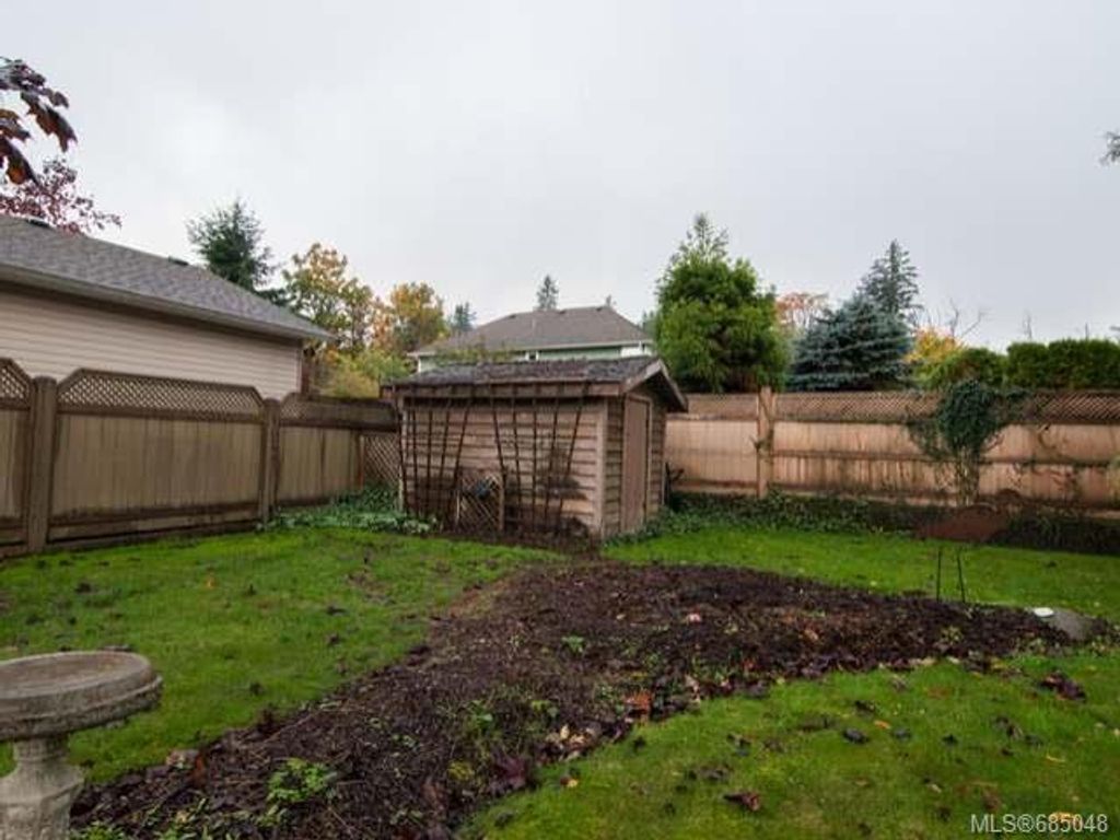 listing image 16049381127443379161