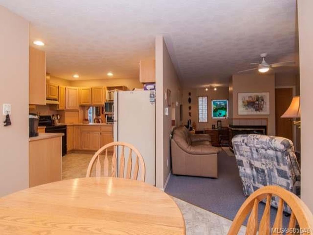 listing image 16049432079735279919