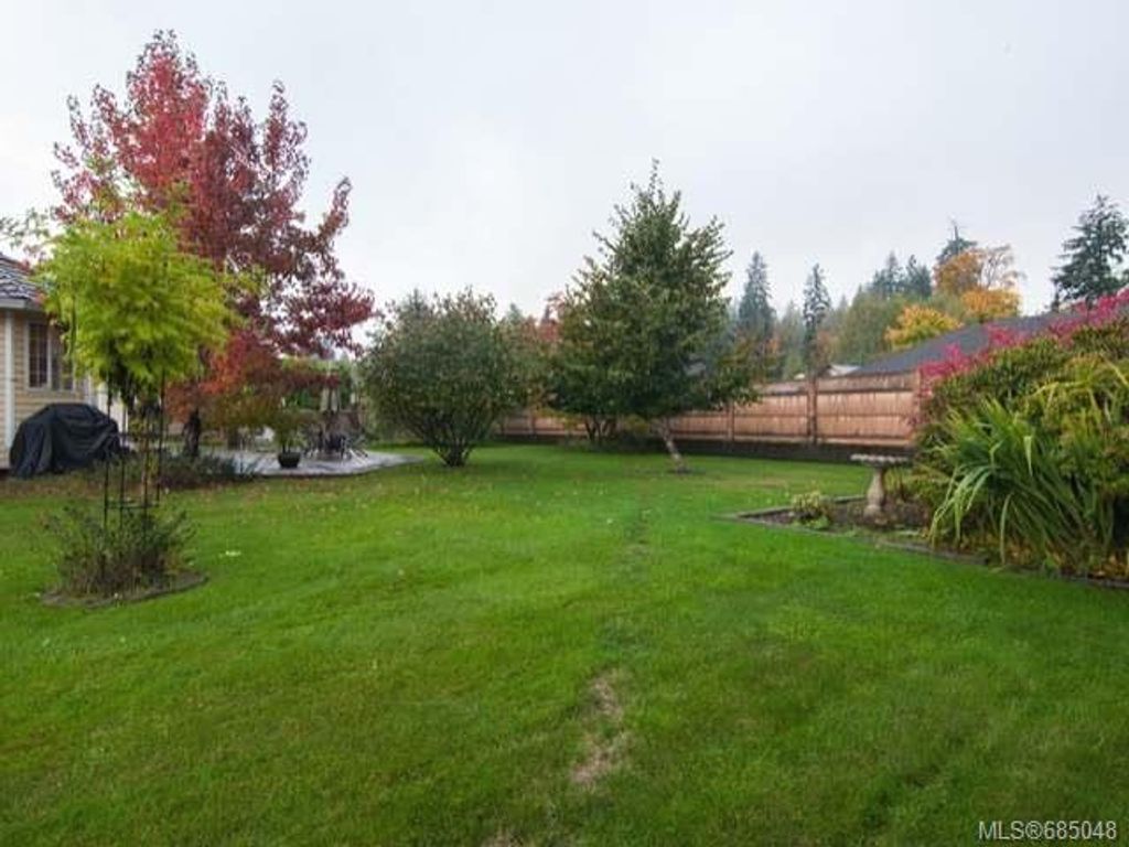 listing image 16043818835751926281