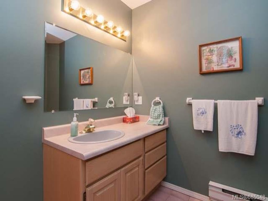 listing image 16040127938930390620