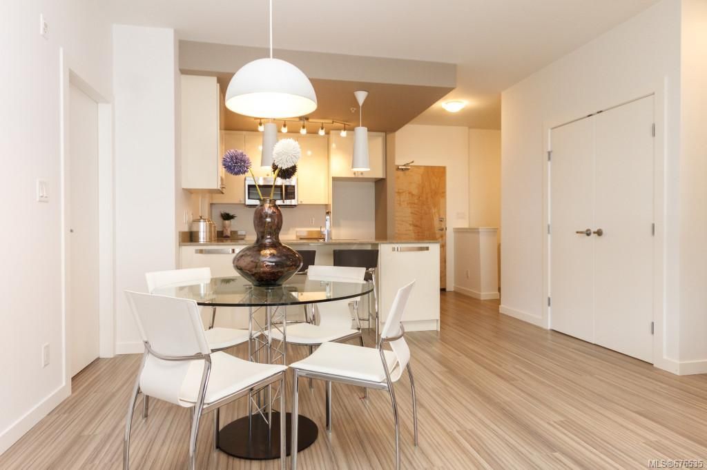 listing image 16044142789434249220
