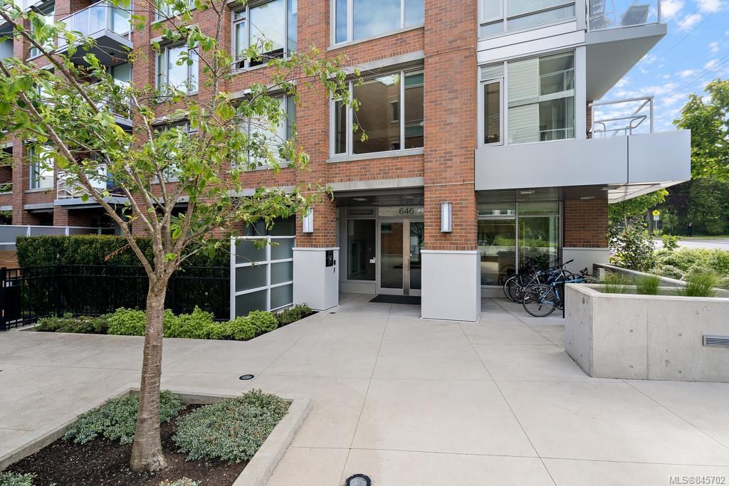 listing image 16042563470147049625