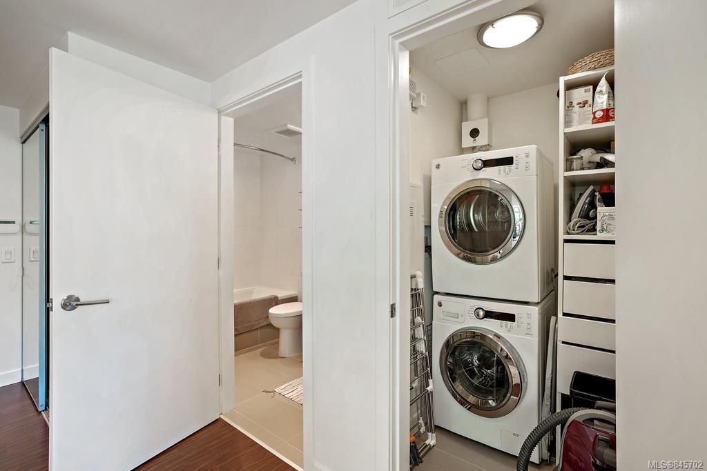 listing image 16040147175785887576