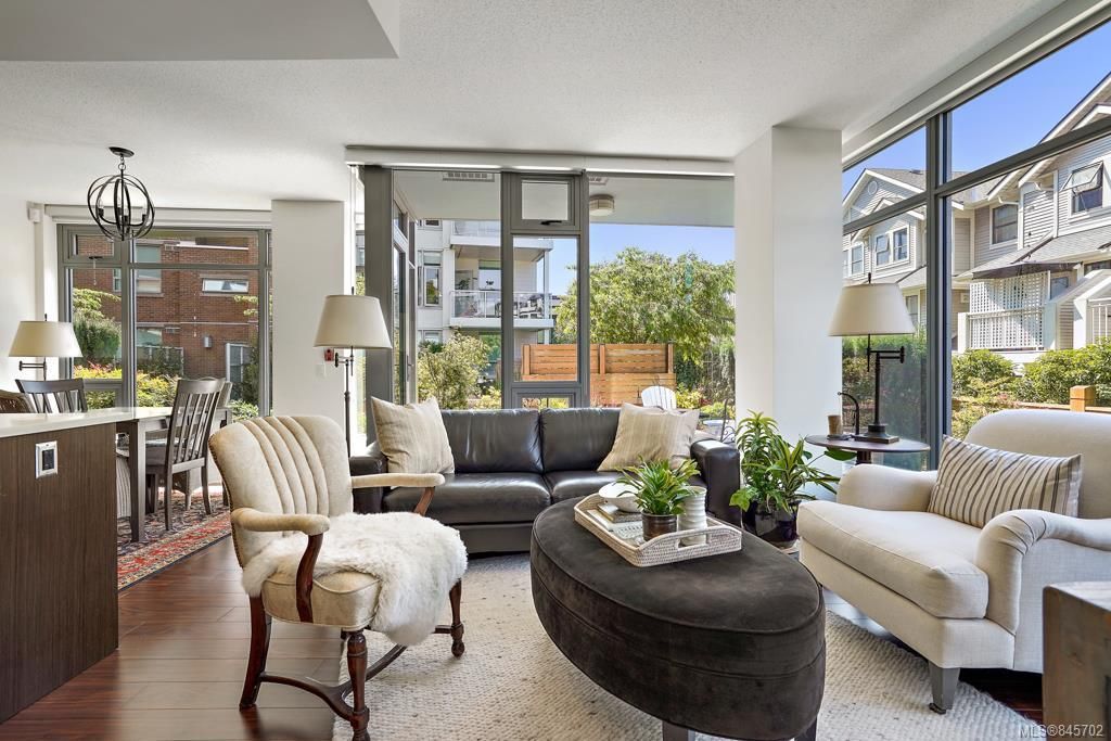 listing image 16044291266260415567