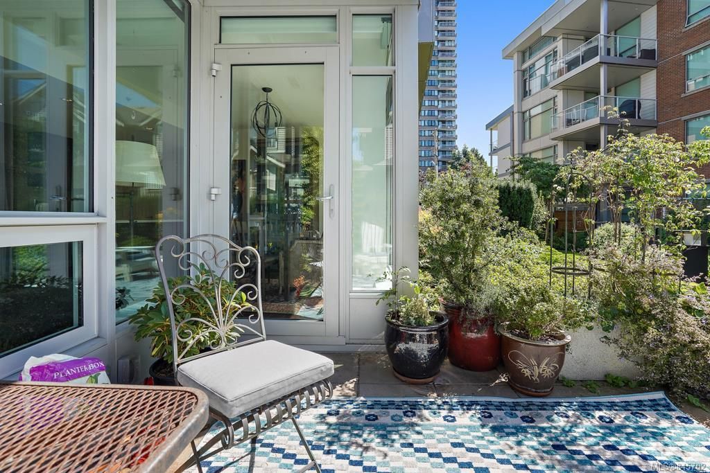 listing image 16044202227223535481