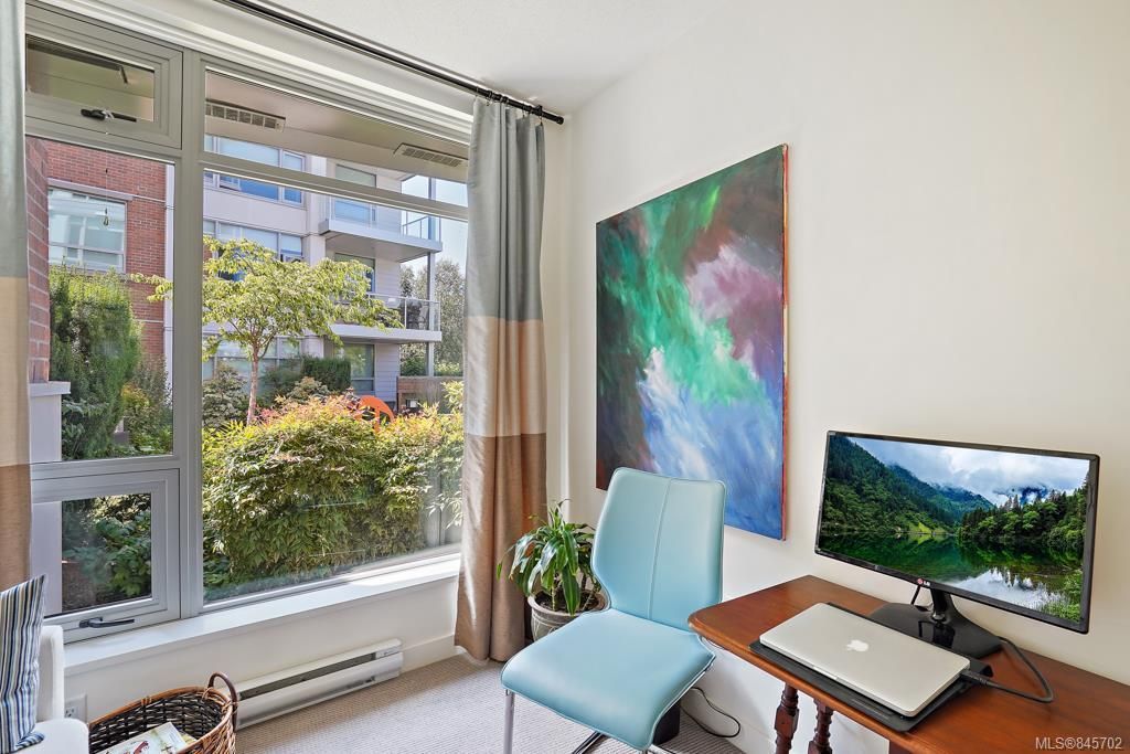 listing image 16044842252170638112