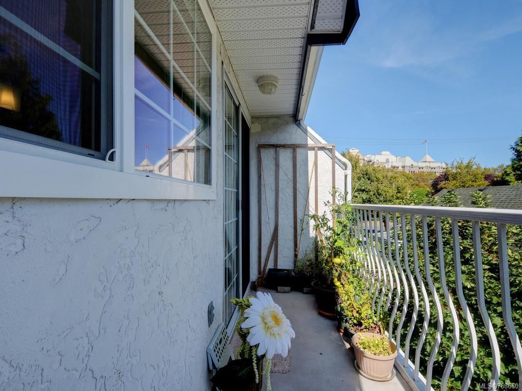 listing image 16042374496853624560