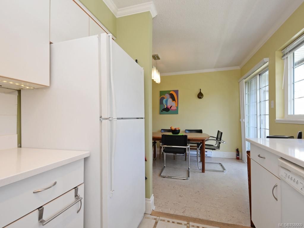 listing image 16040699743040553432