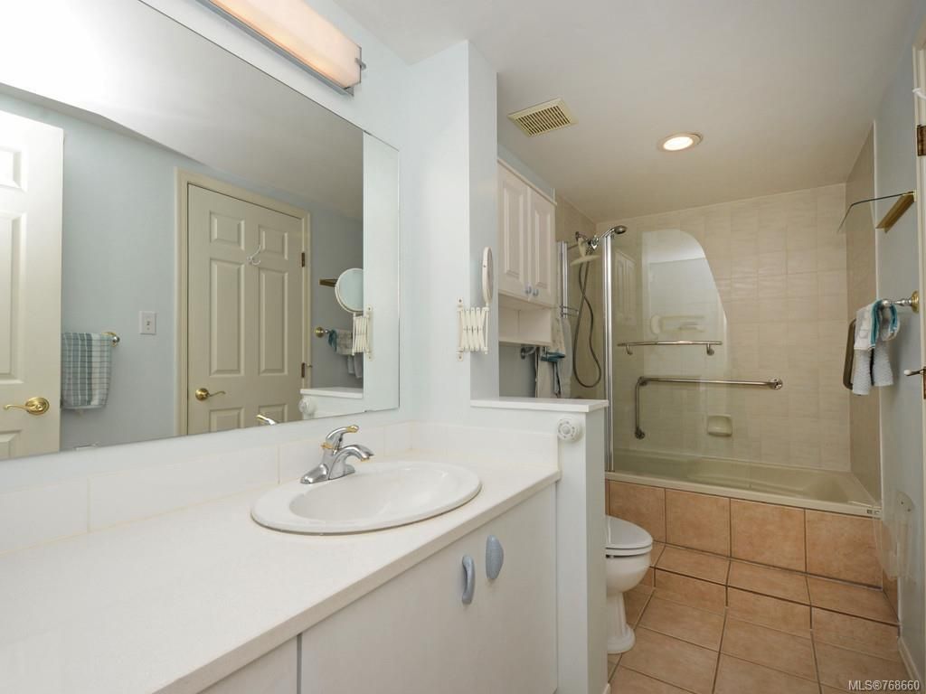 listing image 16041827842293714664