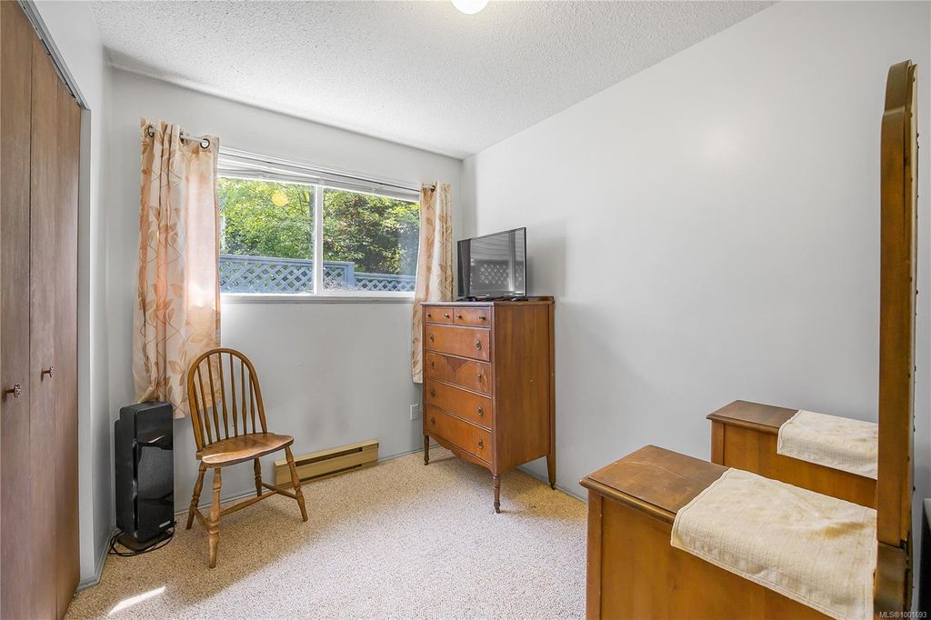 listing image 16040045141834388154