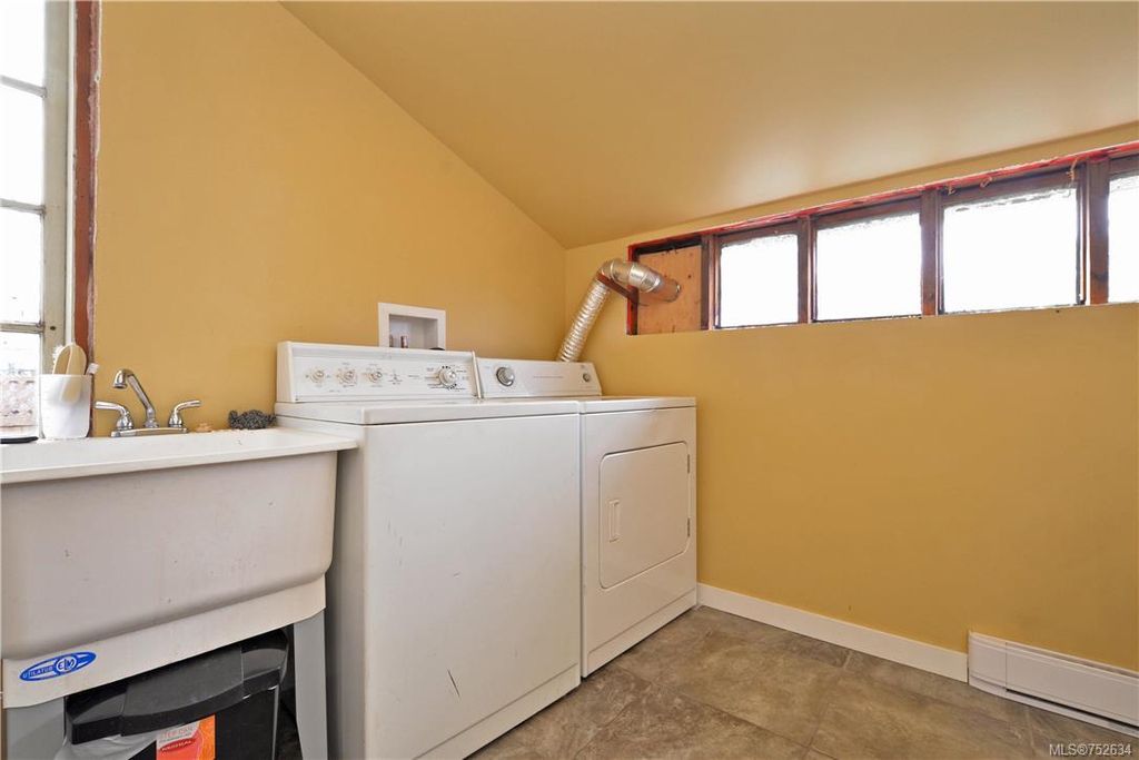 listing image 16046208316664803137