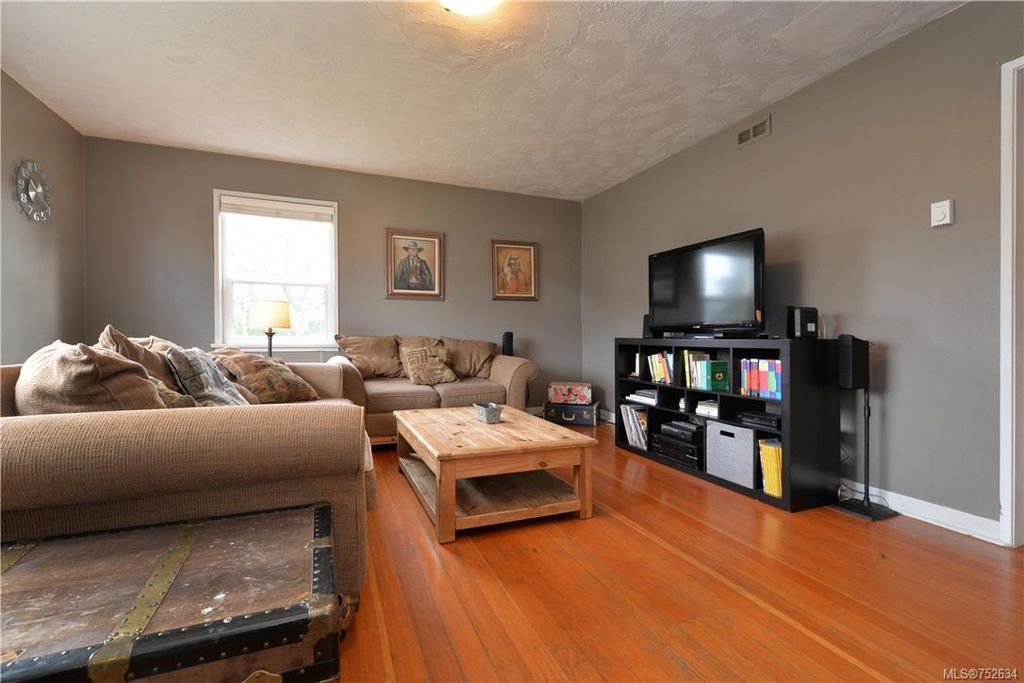 listing image 16041242123764311959