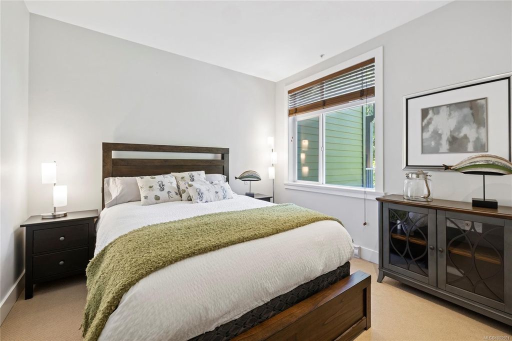 listing image 16047730546107621060