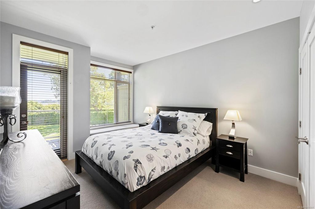 listing image 16046116715950296398