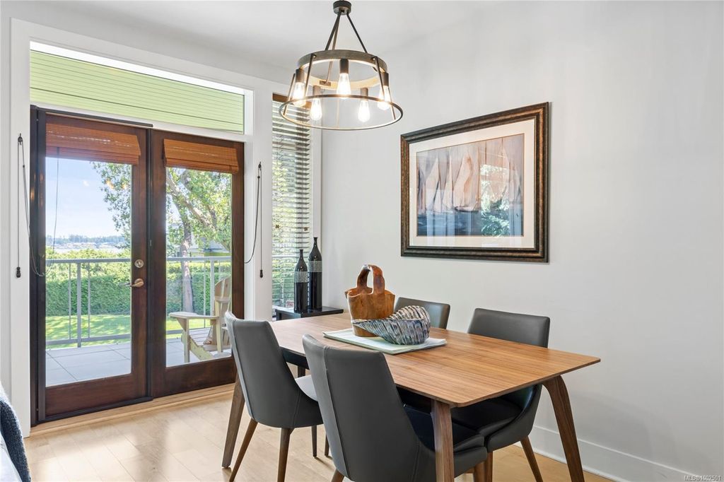 listing image 16048597564137099885