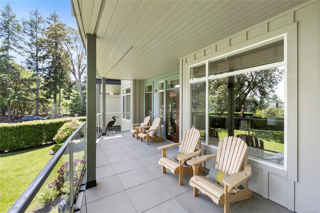 listing image 16043394777716830106